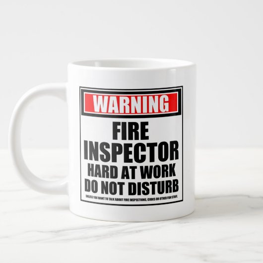 Waarschuwing brandweerman hard op het werk stoort grote koffiekop (Links)