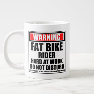 Waarschuwing dat de bijmenger op het werk niet sto grote koffiekop