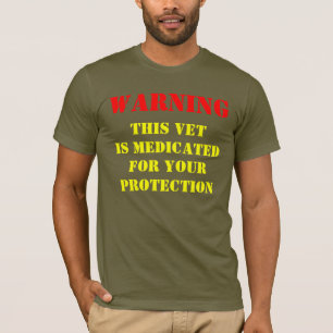 WAARSCHUWING: DEZE DIERENARTS IS MEDICIJNEN T-SHIRT