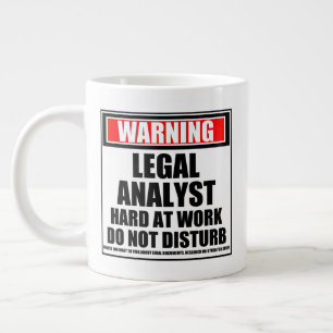 Waarschuwing Juridische analist op het werk stoort Grote Koffiekop