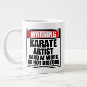 Waarschuwing Karate Kunstenaar Hard Aan Het Werk N Grote Koffiekop
