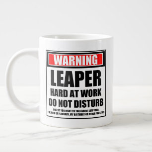 Waarschuwing Minder hard op het werk stoort niet Grote Koffiekop