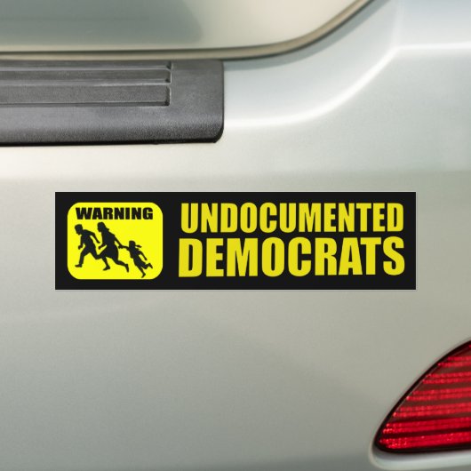 Waarschuwing: Niet-gedocumenteerde democraten Bumpersticker (Op auto)