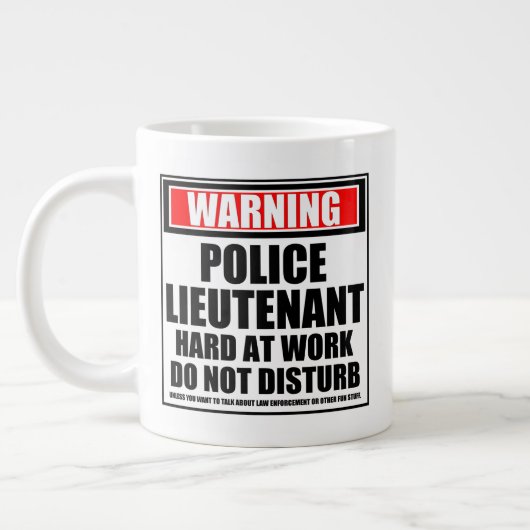 Waarschuwing politielid hard op het werk grote koffiekop (Links)