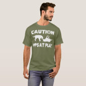 Waarschuwing Pups bij Play Gay Beer Shirt Dark (Voorkant volledig)