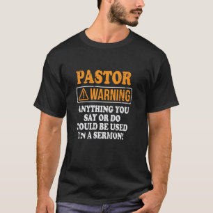 Waarschuwing van de predikant om het even wat in e t-shirt