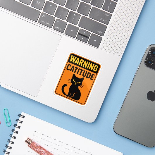 Waarschuwings Katitude Sticker (Laptop met iPhone)