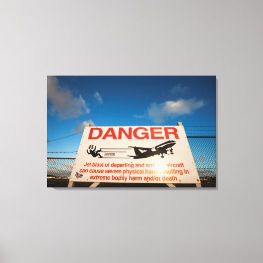 waarschuwingsbord nabij de luchthaven van Sint Maa Canvas Afdruk (Voorkant)