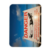 waarschuwingsbord nabij de luchthaven van Sint Maa Magneet (Verticaal)