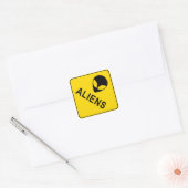 Waarschuwingsbord voor Aliens, gele diamant Vierkante Sticker (Envelop)