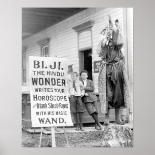 Waarzegster op County Fair, 1910. Antieke foto Poster