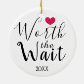 Wacht even - adoptie, bevuilen, nieuwe baby keramisch ornament (Achterkant)