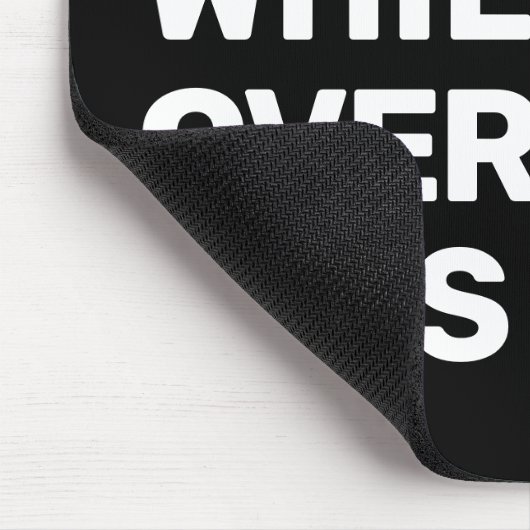 Wacht even terwijl ik dit zwart en wit overdenk muismat (Hoek)