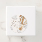 Wacht nauwelijks tot Tan Teddy Bear het Pop als ze Bedankjes Labels (In situ)