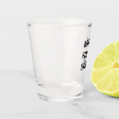 Wachten op de Shabbos Chanoeka Joodse Grappig Shot Glas (Links)