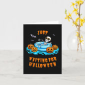 Wachten op Halloween Funny Skeleton Summer Kaart (Gele Bloem)