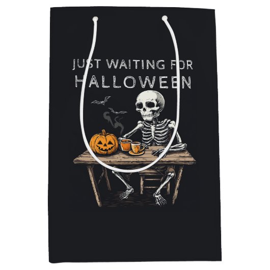 Wachten op Halloween | Grappig skelet Medium Cadeauzakje (Voorkant)