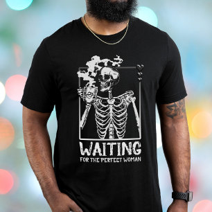 Wachten op het perfecte dameskelet t-shirt