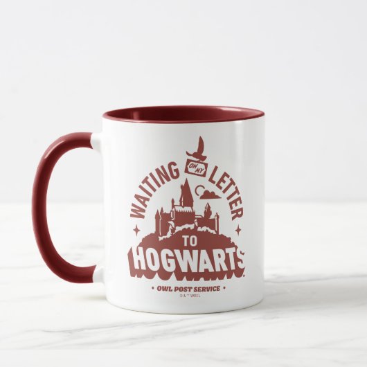 Wachtend op mijn brief naar HOGWARTS™ Mok (Links)