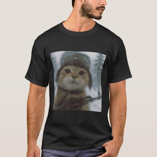 Wacky Cat Snow Kitten Soldier Selfie With Gun Meme T-shirt (Voorkant)