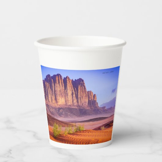 Wadi Rum woestijn in Jordanië, Vakantie Papieren Bekers (Voorkant)