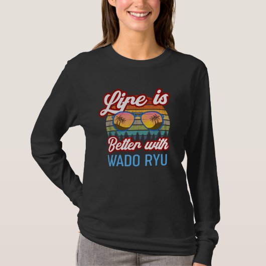 Wado Ryu Karate Sunset. Het leven is beter weg T-shirt (Voorkant)
