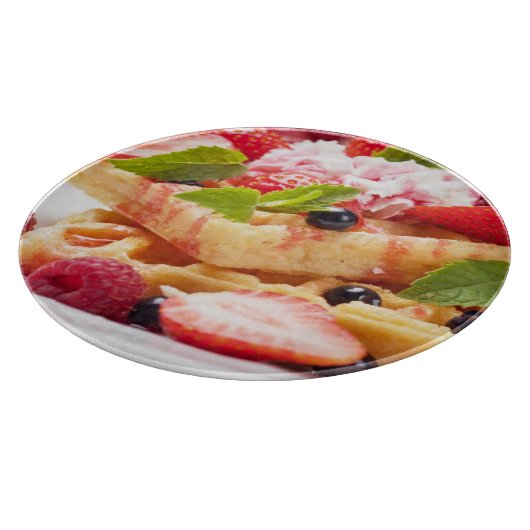 Wafelkoek met verse besvruchten snijplank (Hoek)