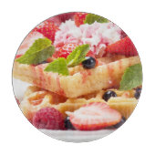 Wafelkoek met verse besvruchten snijplank (Voorkant)