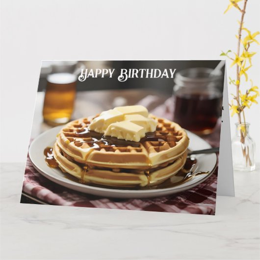 Wafels op bord met stroop en knop bovenop kaart (Gele Bloem)