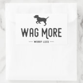 Wag meer zorgen minder rechthoekige sticker (Tas)