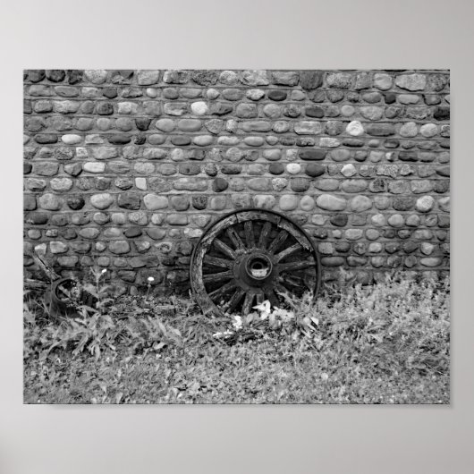  Wagon Wheel Rock Wall Black & White foto Poster (Voorkant)