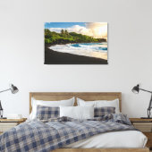 Waianapanapa Beach Canvas Afdruk (Insitu (Slaapkamer))