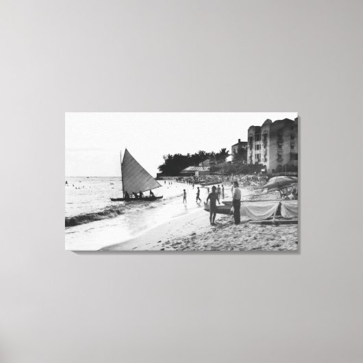 Waikiki Beach en Boats Honolulu Canvas Afdruk (Voorkant)