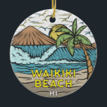 Waikiki Beach Hawaii  Keramisch Ornament<br><div class="desc">Waikiki Beach hand getekende illustratie met bergen en golven op de achtergrond. Ideaal voor iedereen die graag Waikiki Beach wil bezoeken.</div>