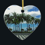 Waikiki Beach Hawaii Keramisch Ornament<br><div class="desc">Waikiki Beach ligt in Hawaii op het eiland Oahu. Waikiki Beach is populair voor surfen en kanoieritten.</div>