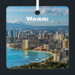 Waikiki, O'ahu Metalen Ornament<br><div class="desc">Een unieke gave of een unieke hoede voor de Hawaiiaanse reiziger. Het uitzicht Waikiki en Honolulu van de iconic Diamond Head Crater. En de Hawaiian Green Zee schildpad slaapt op Laniakea Beach aan de achterkant. De stad,  O'ahu en de jaardatum zijn aanpasbaar.</div>