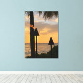 Waikiki Tiki Torches Canvas Afdruk (Insitu (Houten vloer))