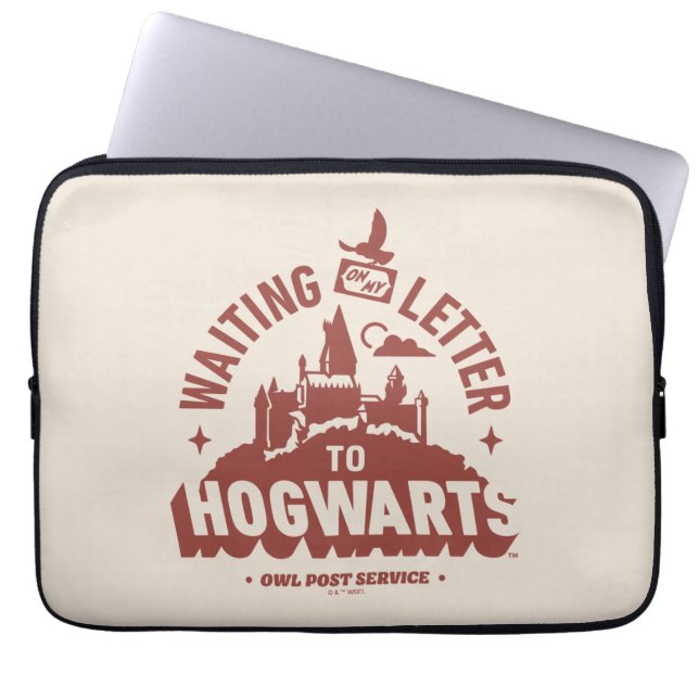 Waiting for my Letter to HOGWARTS™ Laptop Sleeve (Voorkant)