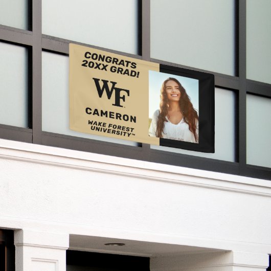 Wake Forest-universiteit | WF Spandoek (Buitenkant Gebouw)