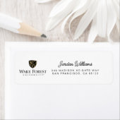 Wake Forest University Wordmark Etiket (Insitu)