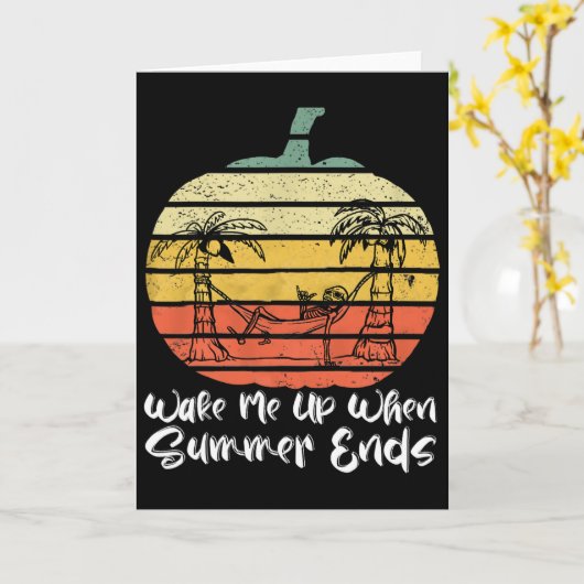 Wake Me Up When Summer Ends Funny Skeleton Hallowe Kaart (Gele Bloem)