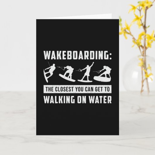 Wakeboarder loopt op waterwakelaar kaart (Gele Bloem)