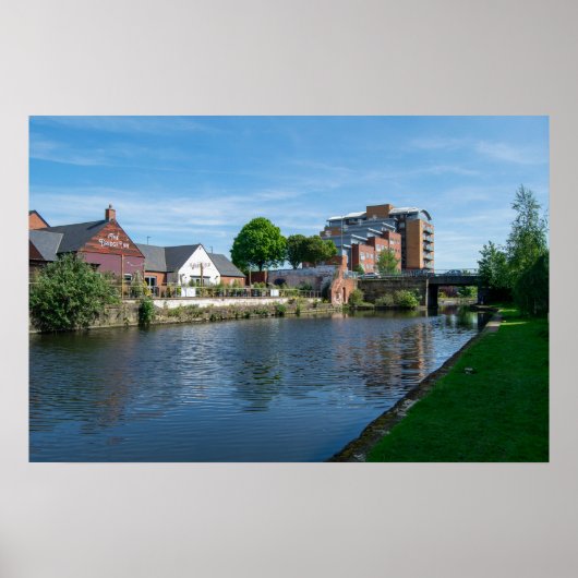 Wakefield Canal Side: Historic Pub and Apartments Poster (Voorkant)