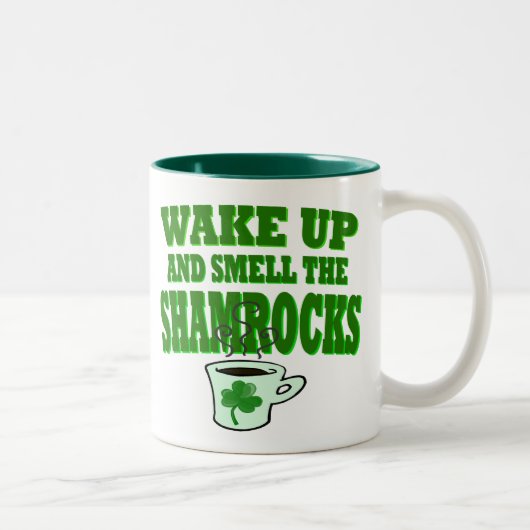 Wakker worden en de Mok van Shamrock ruiken (Rechts)