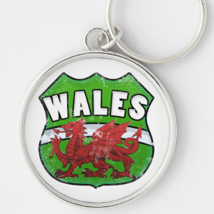 WALES BADGE is already in het Engels, de vertaling Sleutelhanger