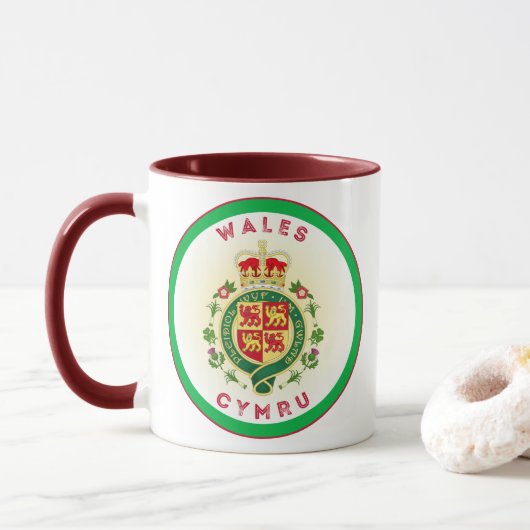 Wales Erfgoed Embleem Mok (Met donut)