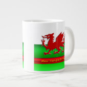 Wales - Thuis van de rode draak, metallisch effect Grote Koffiekop (Voorkant rechts)