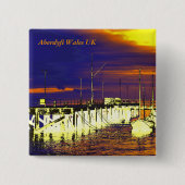 WALES VIERKANTE BUTTON 5,1 CM (Voorkant)