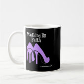 Walk By Faith Graphic Christian Design With Purple Koffiemok (Links)