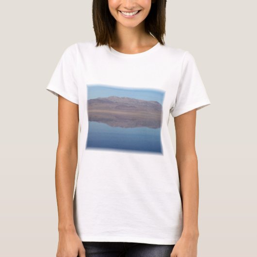 Walker Lake Mirror Afbeelding T-shirt (Voorkant)